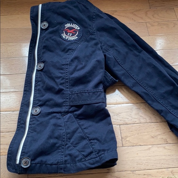 Hollister hooded navy jacket (s) - Picture 2 of 7